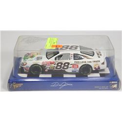 1:24 DIE CAST NASCAR #88 DALE JARETT MUPPETS