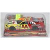 Image 1 : 1:24 DIE CAST NASCAR #44 TERRY LABONTE