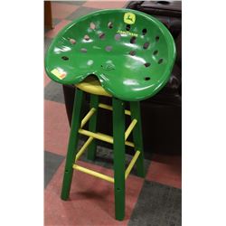 JOHN DEERE STOOL