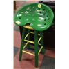 Image 1 : JOHN DEERE STOOL