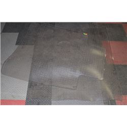 PAIR OF OFFICE  FLOOR MATS, CLEAR