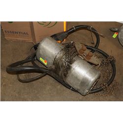 LODESTER 1/2 TON 220 V MODEL F 3 PHASE CHAINFALL.