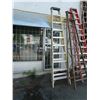Image 1 : FEATHERLITE 10' FIBERGLASS STEP LADDER