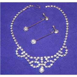 Fabulous Vintage Waterfall Rhinestone Necklace #863022