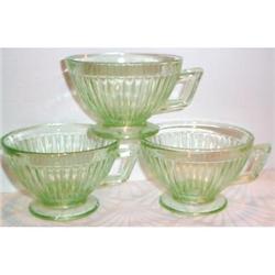 Three Green Round Robin Depression Cups #863414