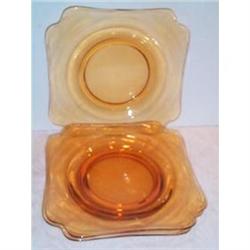 Three Cambridge Amber Elegant Square Plates #863440