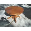 Image 1 : Round Oak Dining Table #878545