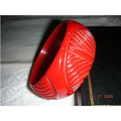 Deep Carved Bakelite Bracelet #878623