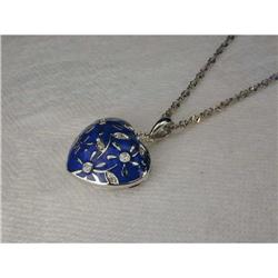 Estate 14K WG Gold Diamond Enamel Heart Locket #878789