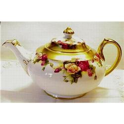 Royal Chelsea Tea Pot Golden Rose  #896607