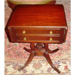 Duncan Phyfe drop leaf table #896649