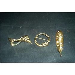 Jewelry-Three Monet Signed Pins #916488
