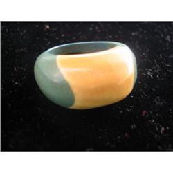 Very rare! Green/Yellow Bakelite Ring #917004