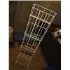 Image 1 : 5' Metal Wine Rack