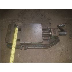 Milling Vise 7"