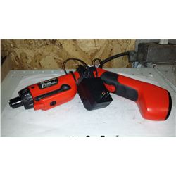 Black & Decker Pivot plus Drill - Driver