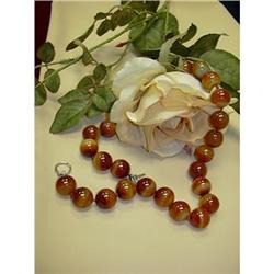 AGATE BEAD NECKLACE WITH WHITE GOLD CLASP #864010