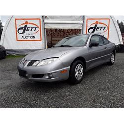 J3 --  2004 PONTIAC SUNFIRE , Silver , 211667  KM's