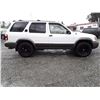 Image 4 : A12D --  2000 NISSAN PATHFINDER LE , White , 342200  KM's