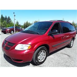 I2 --  2007 DODGE GRAND CARAVAN , Red , 194678  KM's