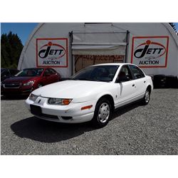 E5 --  2000 SATURN SL1 , White , 224923  KM's