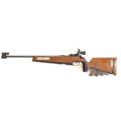 Anschutz Biathlon 1427 .22 LR SN 154656 right hand competition target rifle with 23 1/2" round barre