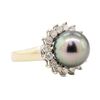 Image 1 : 0.92 ctw Diamond and Pearl Ring - 18KT Yellow Gold