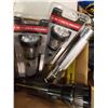 Image 2 : BOX OF FLASH LIGHTS