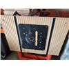Image 2 : TOOL SMITH WORK BENCH AND HIRSH SAW TABLE WORK STAND