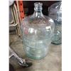 Image 2 : 2 GLASS CARBOYS