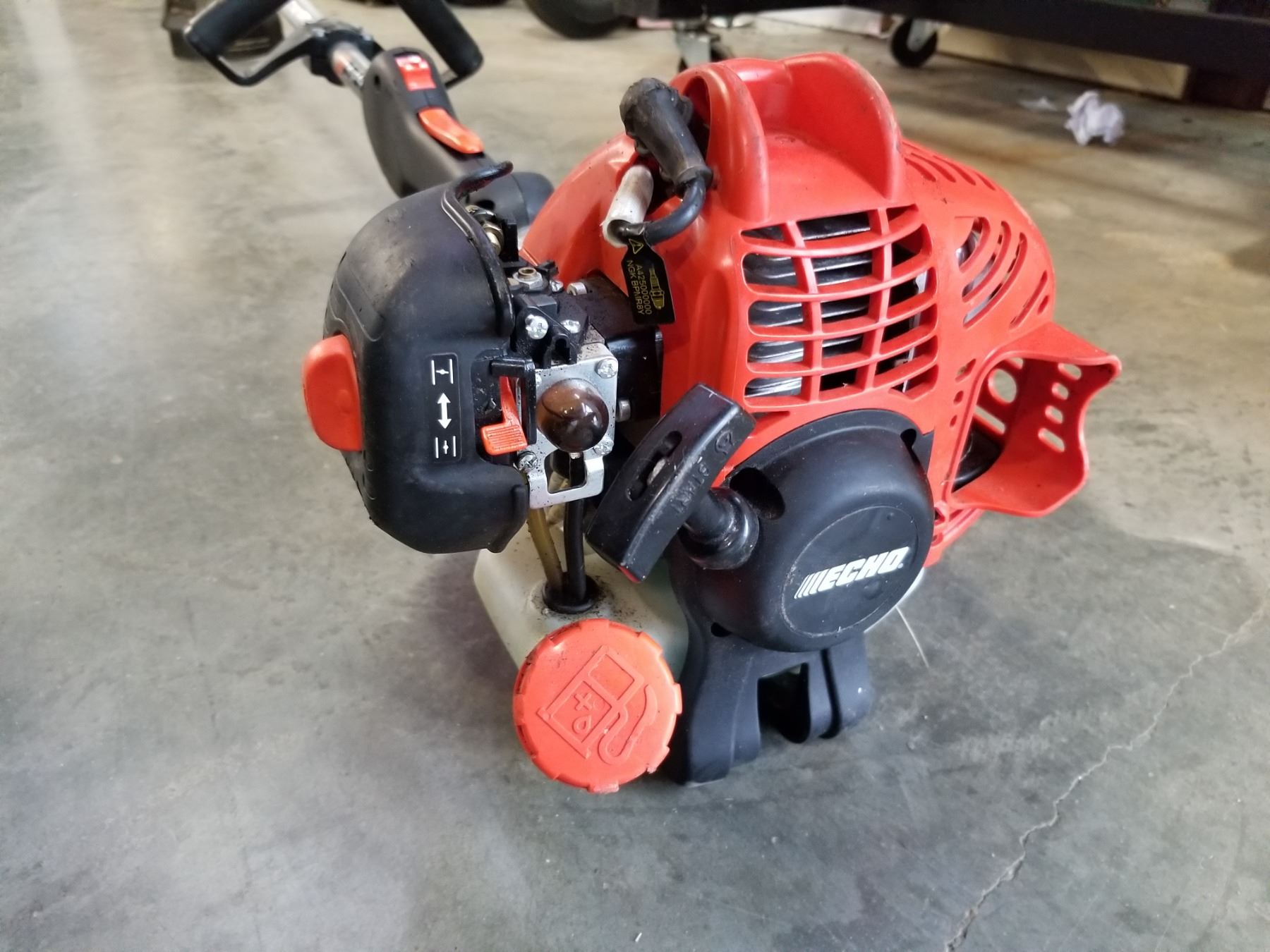 ECHO SRM225 GAS WEEDEATER NEEDS WORK Big Valley Auction