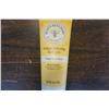 Image 2 : 3 BRAND NEW BURTS BEES BABY NOURISHING LOTION AND 3 BRAND NEW BURTS BEES BABY BUBBLE BATH - RETAIL $