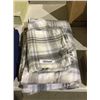 Image 1 : Portugal Soft Flannel Queen Size Sheet Set