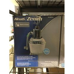 Heath Zenith Dusk-to-Dawn Security Light