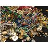 Image 3 : LARGE LOT OF COSTUME JEWELRY