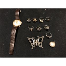 ASSORTED JEWELRY