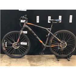 BLACK GT AGGRESSOR 21 SPEED FRONT SUSPENSION MOUNTAIN BIKE WITH FRONT AND REAR DISC BRAKES, LARGE