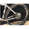 Image 2 : GREY TREK MARLIN 24 SPEED FRONT SUSPENSION MOUNTAIN BIKE WITH FRONT AND REAR DISC BRAKES, 48 CM