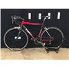 Image 1 : RED AND BLACK TREK 18 SPEED ROAD BIKE WITH HYBRID CLIP PEDALS, 79 CM STANDOVER HEIGHT