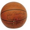 Image 2 : 1962 Ohio State Team Signed Basketball PSA/DNA