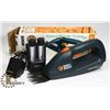 Image 1 : BLACK & DECKER HEDGE TRIMMER 7 1/2 VOLT