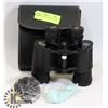 Image 1 : VINTAGE BINOCULARS WITH CASE