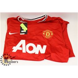 NEW NIKE MANCHESTER UNITED JERSEY - SIZE L