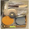 Image 1 : BOX OF ASSORTED AUTOMOTIVE SAND PAPER.