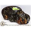 Image 1 : 3- MATCHING MOSSY OAK CAMO MAKE-UP BAGS