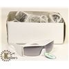 Image 1 : BOX OF WHITE DESIGNER SUNGLASSES UV400 PROTECTION