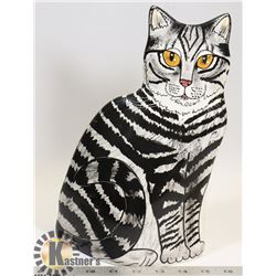 ARTS BY NINA CAT VASE