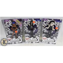 LOT OF 3 GOTHS, INCLUDES: WORMWOOD, DAGGER
