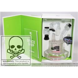 SNOOP DOGG POUNDS SPACESHIP WATERPIPE