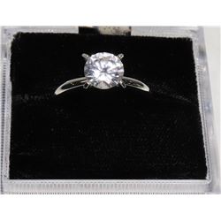 LADIES STERLING SILVER CZ RING SIZE 8.5